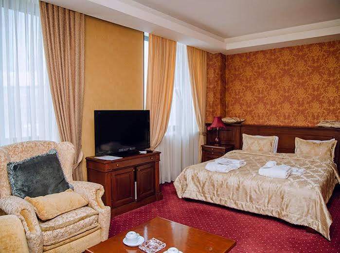 Caspian Ulduz Hotel บากู ภายนอก รูปภาพ